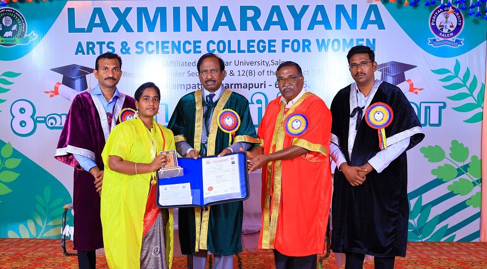 laxmiNarayanawomencollege	graduation